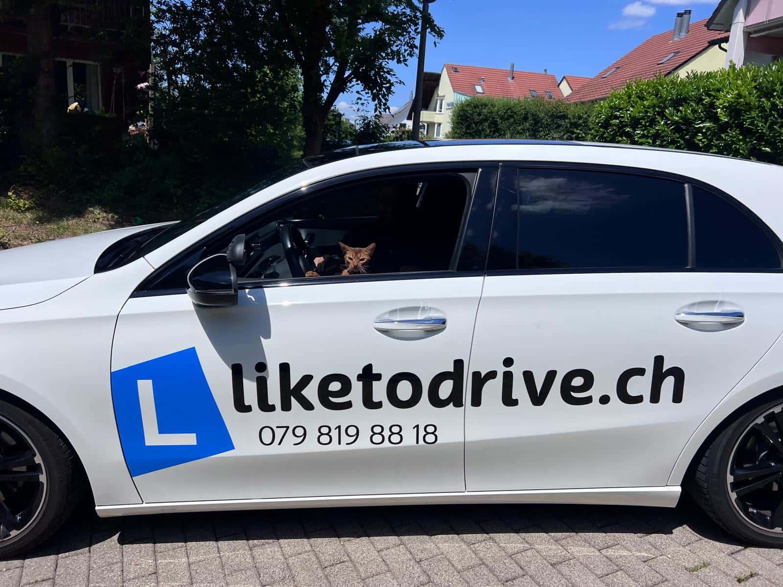liketodrive Mercedes-Benz A-Klasse mit Branding